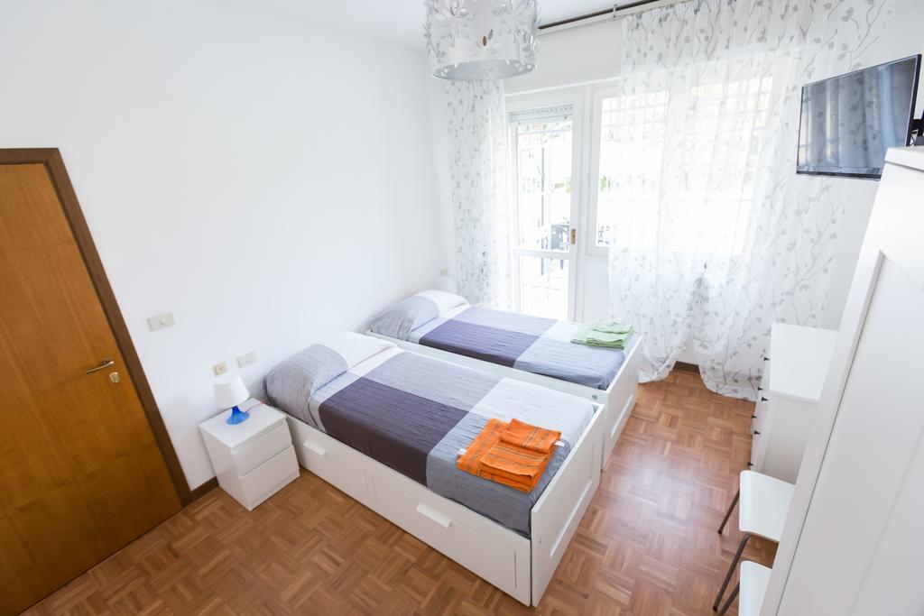 Bolognina Central Apartment Bologna Buitenkant foto