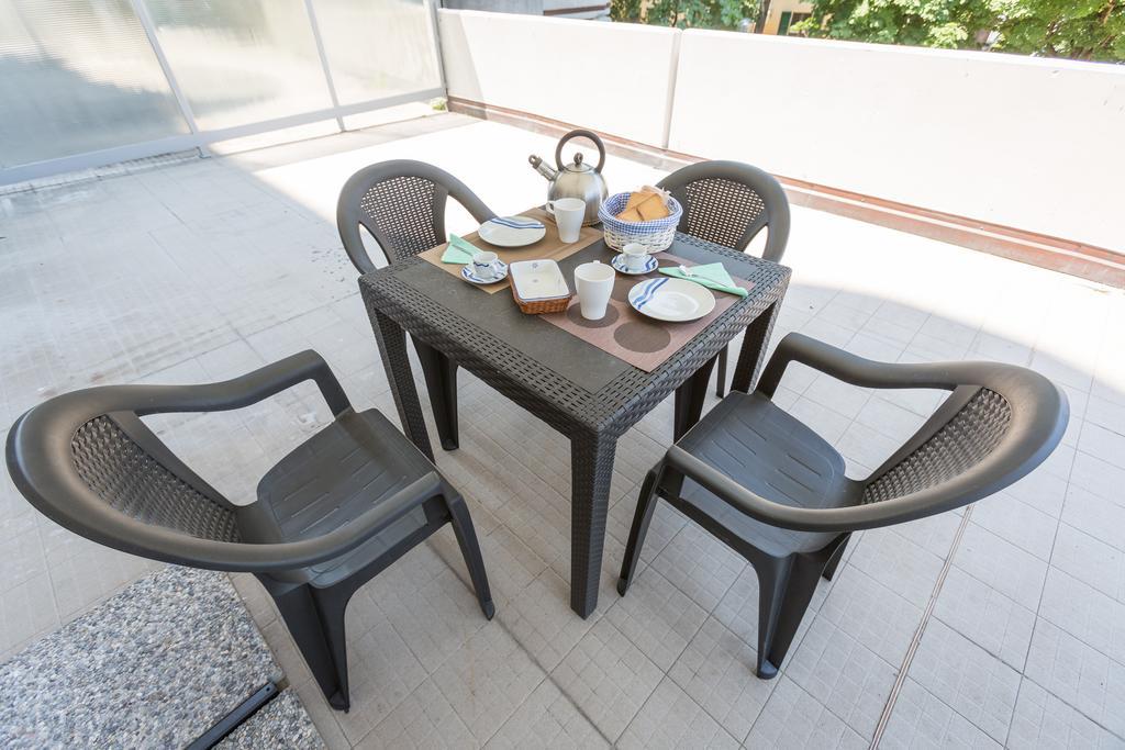 Bolognina Central Apartment Bologna Buitenkant foto